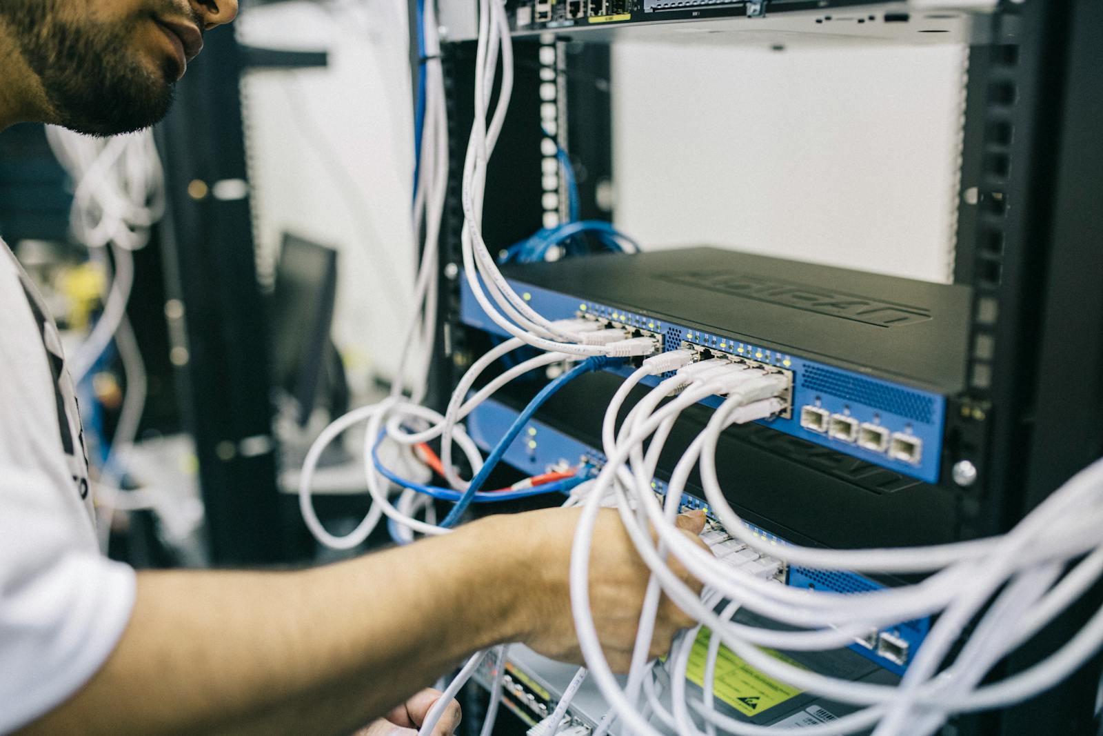 Business VoIP and telecommunications support